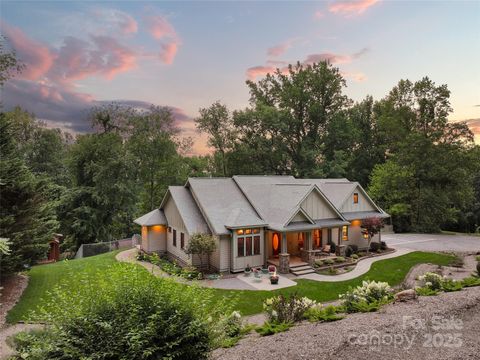 105 Blackberry Ridge Waynesville NC 28786