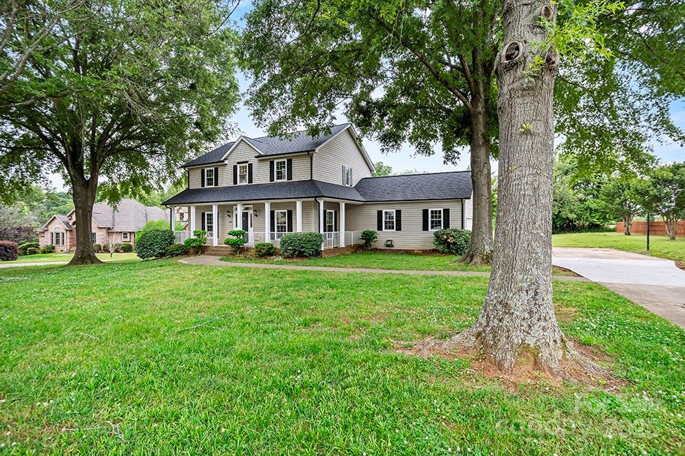 188 Turnberry Lane