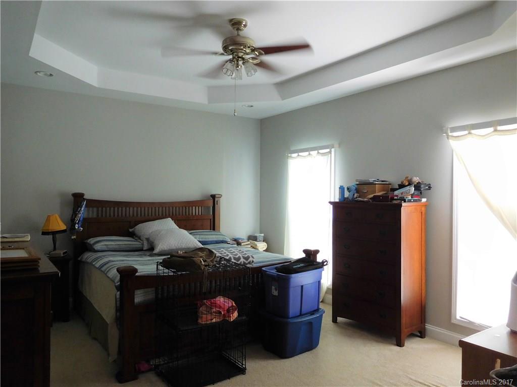 Country Club Estates - Residential