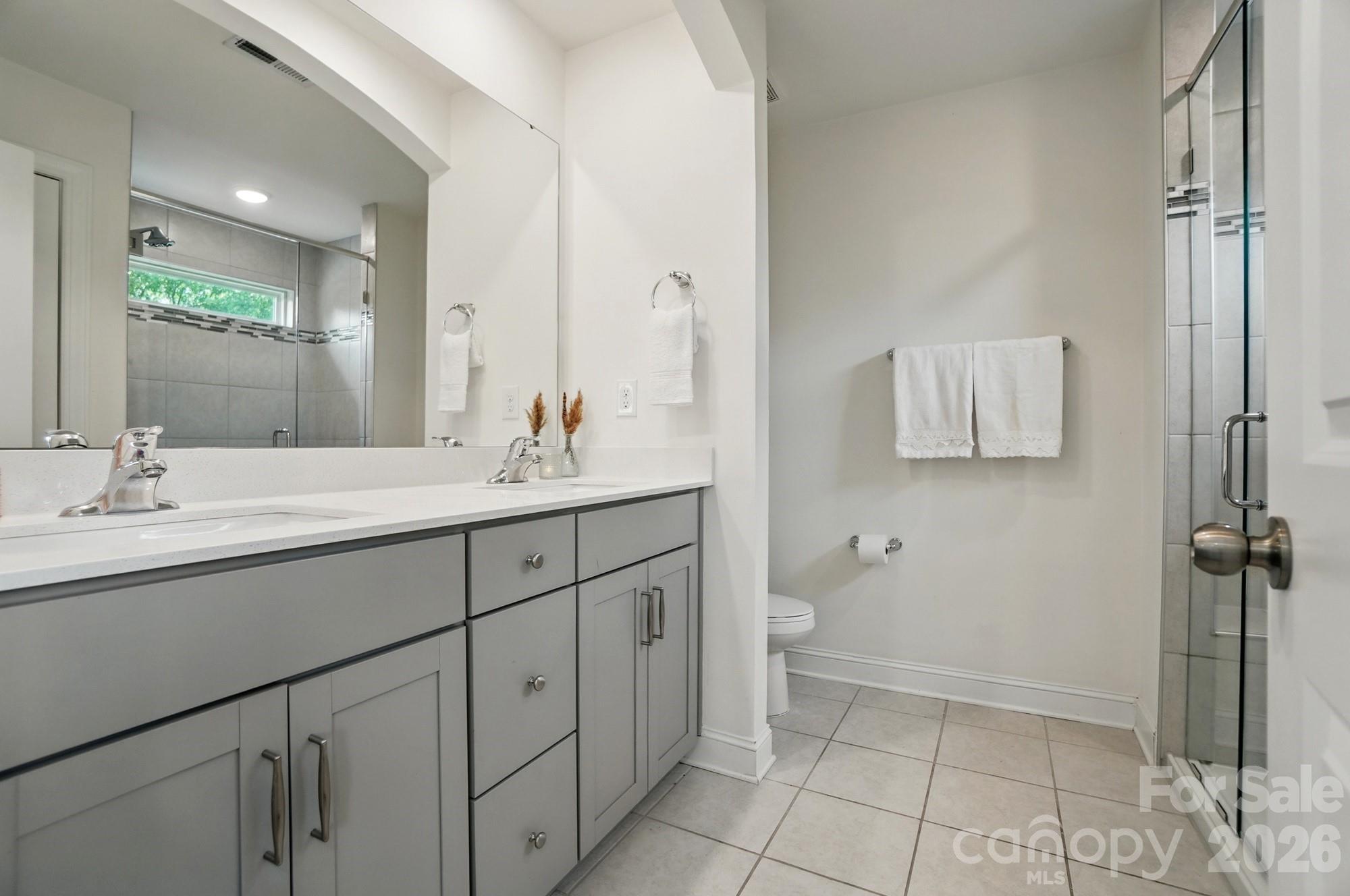 The Enclave at Davis Lake - Residential