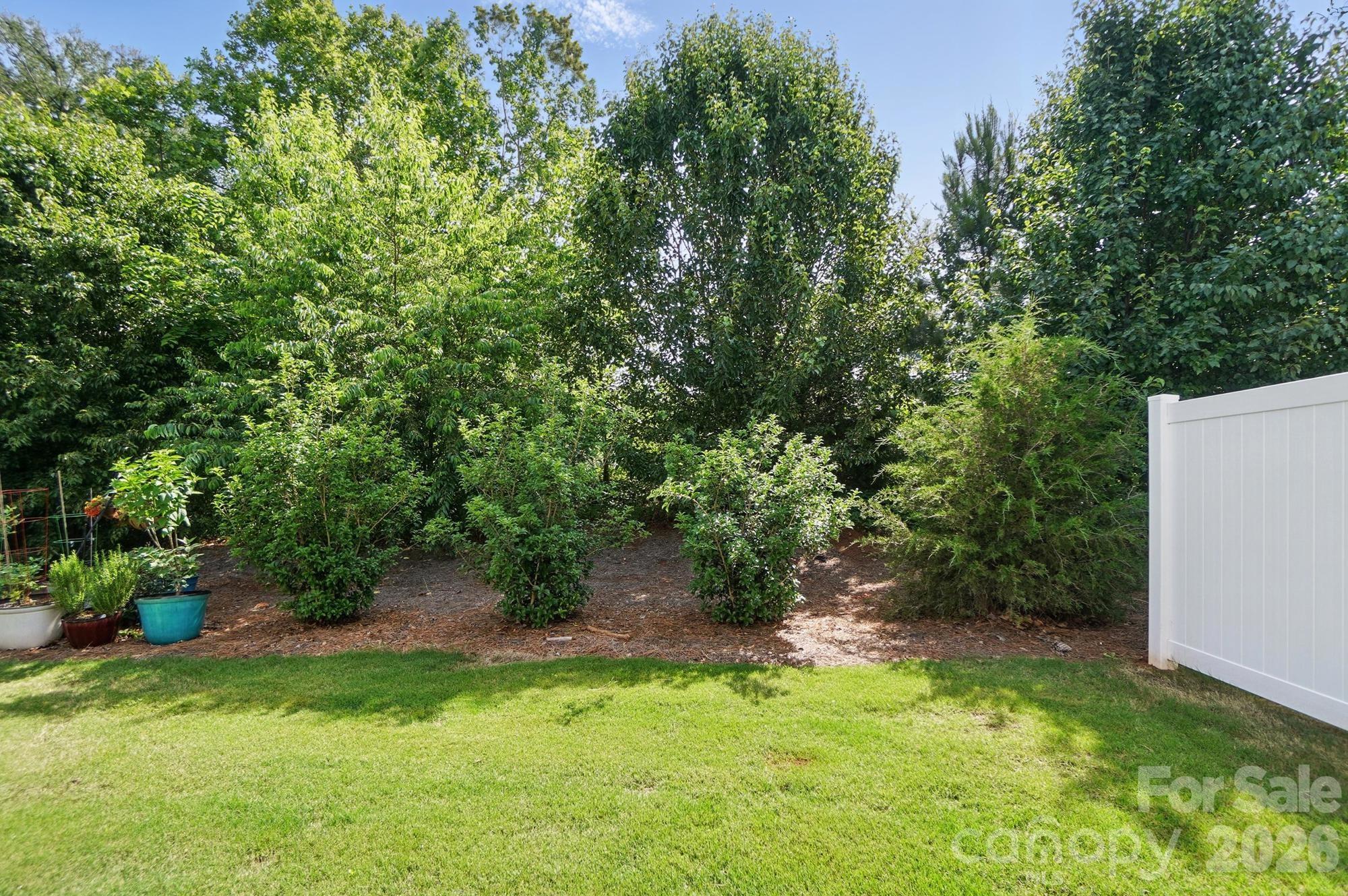 The Enclave at Davis Lake - Residential