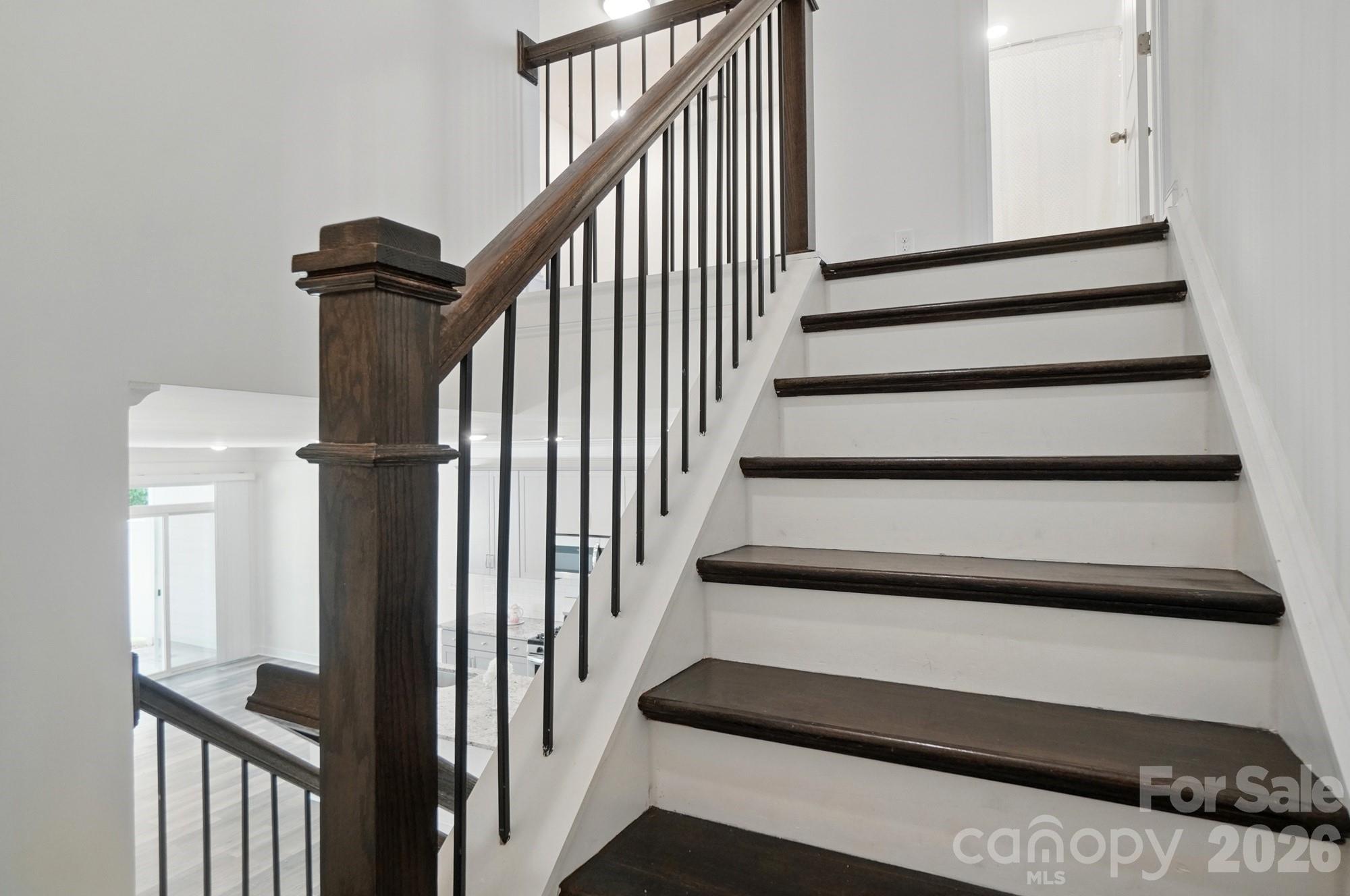 The Enclave at Davis Lake - Residential