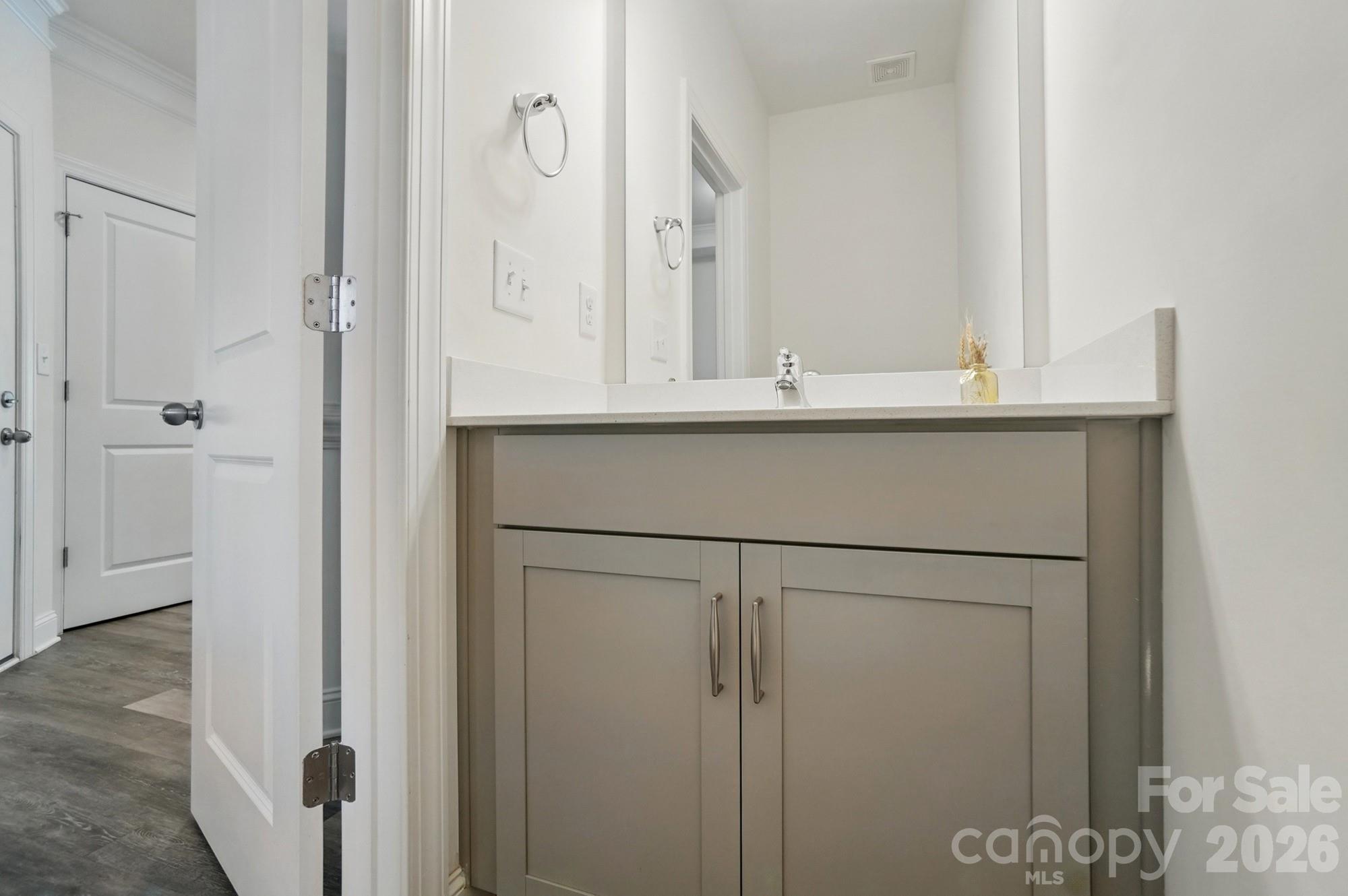 The Enclave at Davis Lake - Residential