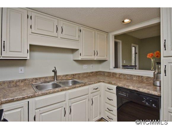 Laurel Ridge - Residential