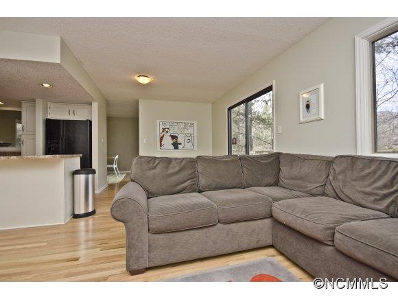 Laurel Ridge - Residential