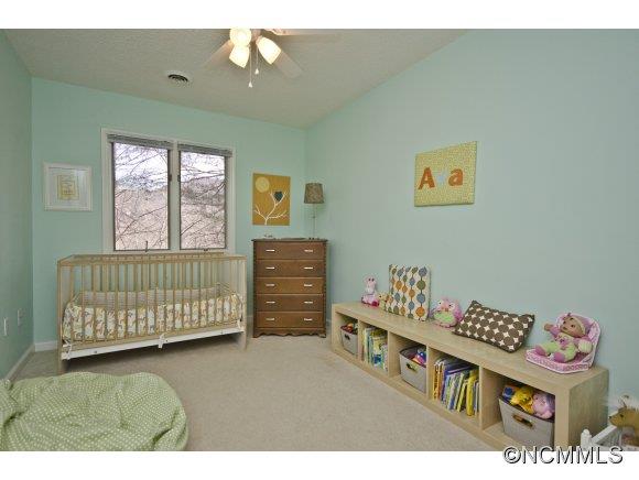 Laurel Ridge - Residential