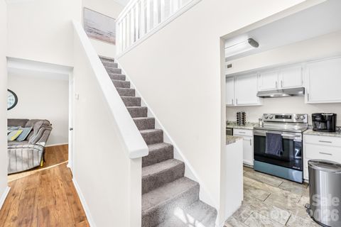 7407 Mystic Lane Charlotte NC 28227