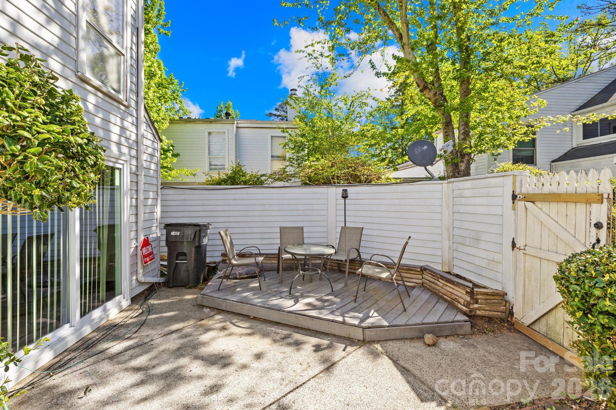Stonington - Residential