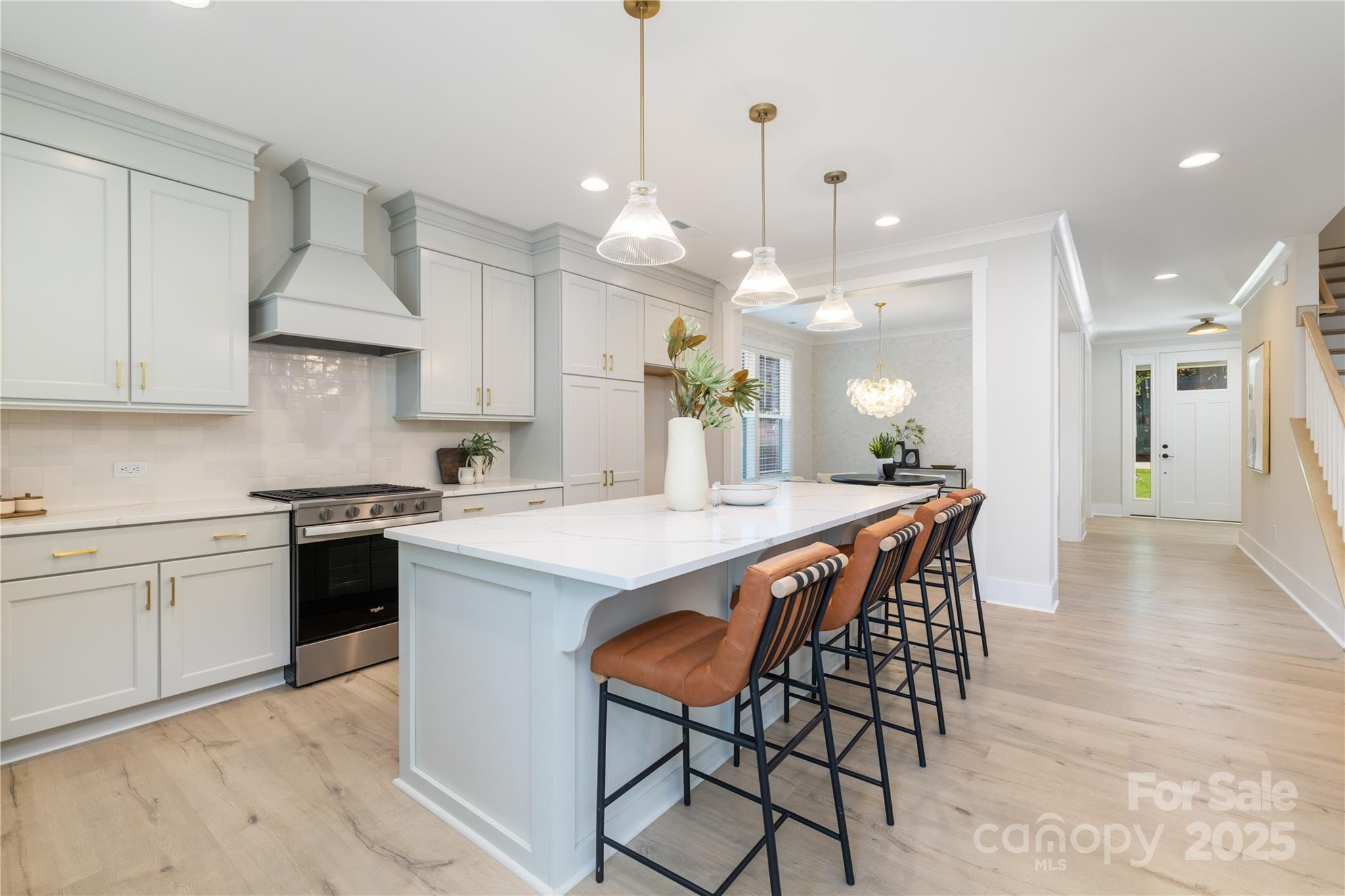 4114 Mantle Court