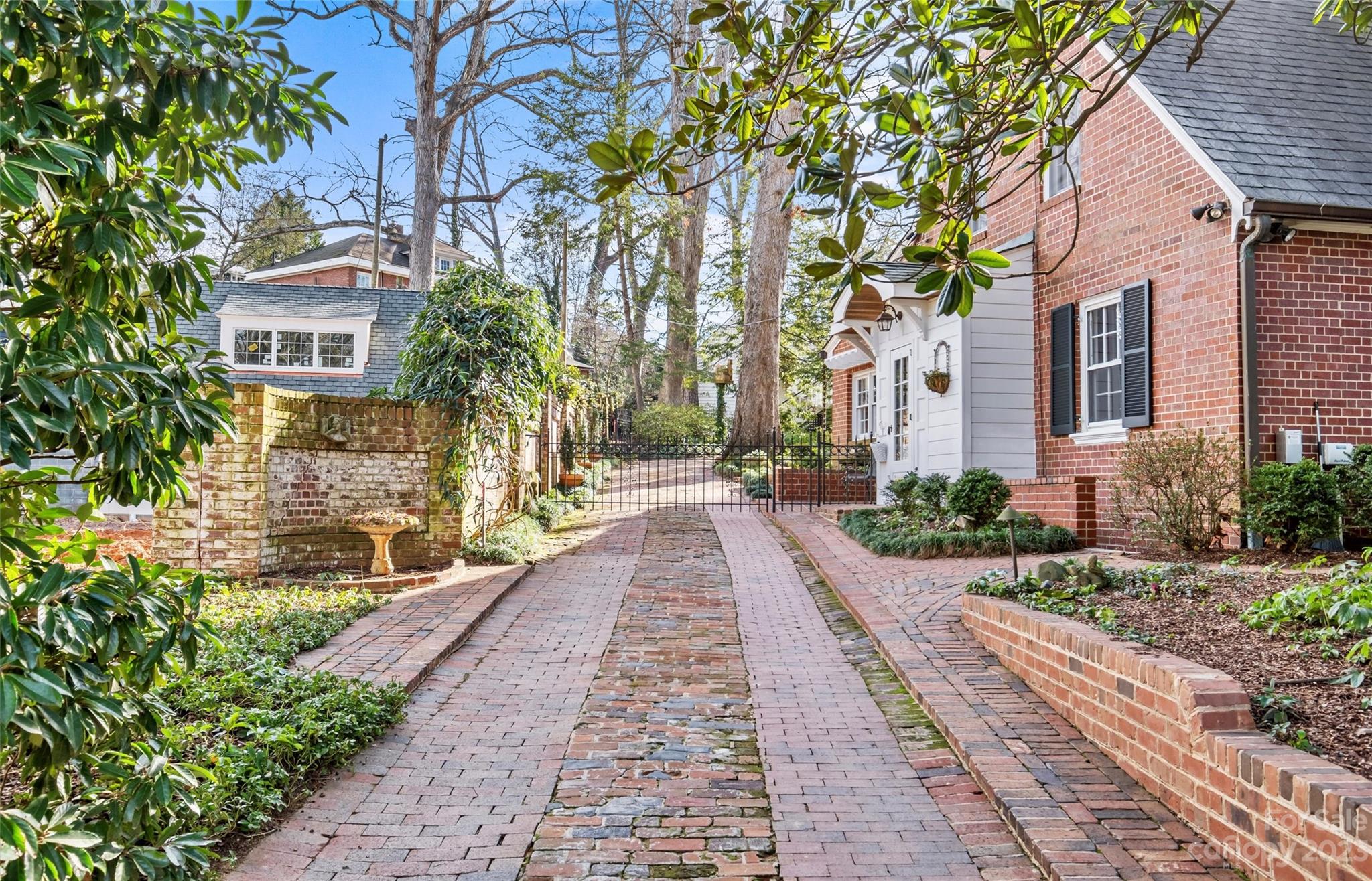 Myers Park - Residential