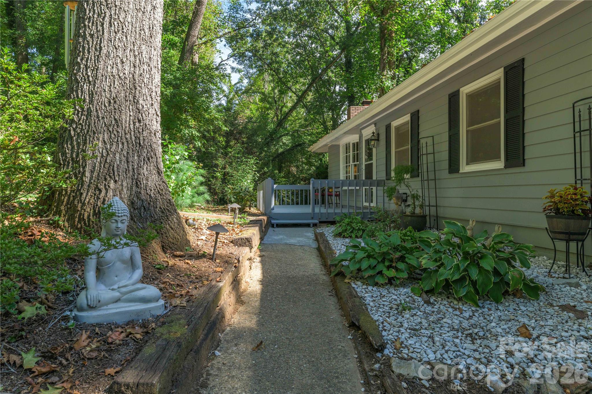 19 Springwood Drive