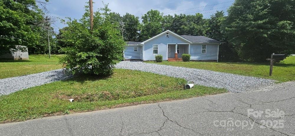 2820 Bellhaven Circle