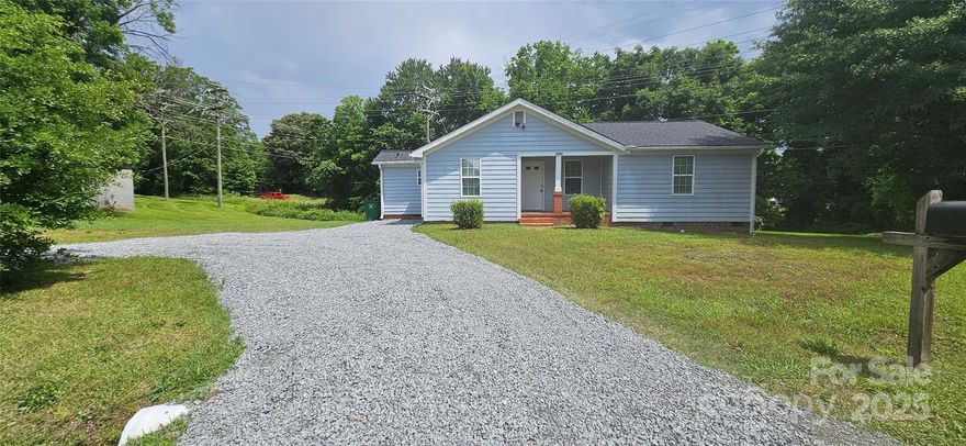 PRICE IMPROVEMENT!!! Great Opportunity for Investors or first-time home buyers!! NO HOA! Come tour this well maintained Ranch home located on a generous 0.58 lot off Bellhaven Dr. Upon entry, you will find hardwoods throughout and will be flooded with natural light. Enjoy the large kitchen with ample cabinet and counter space, dining area off kitchen and spacious living room at front of home. This home offers 2 BR with a flex room for office or 3rd BR, 2 BA; both with dual vanities and tub/shower, and a laundry room. Updated features include: HVAC apx 4 years old, Roof 2023, new gravel driveway and new oven. Just minutes from Riverbend Village shopping center and New Atrium Health Emergency Department. Uptown Charlotte is apx 10 miles away and just a 15-minute commute to the Charlotte Douglas International Airport. Located near the U.S. National Whitewater Center, Reedy Creek Park. Outdoor enthusiasts will find plenty to explore and do. Schedule your tour today!!!