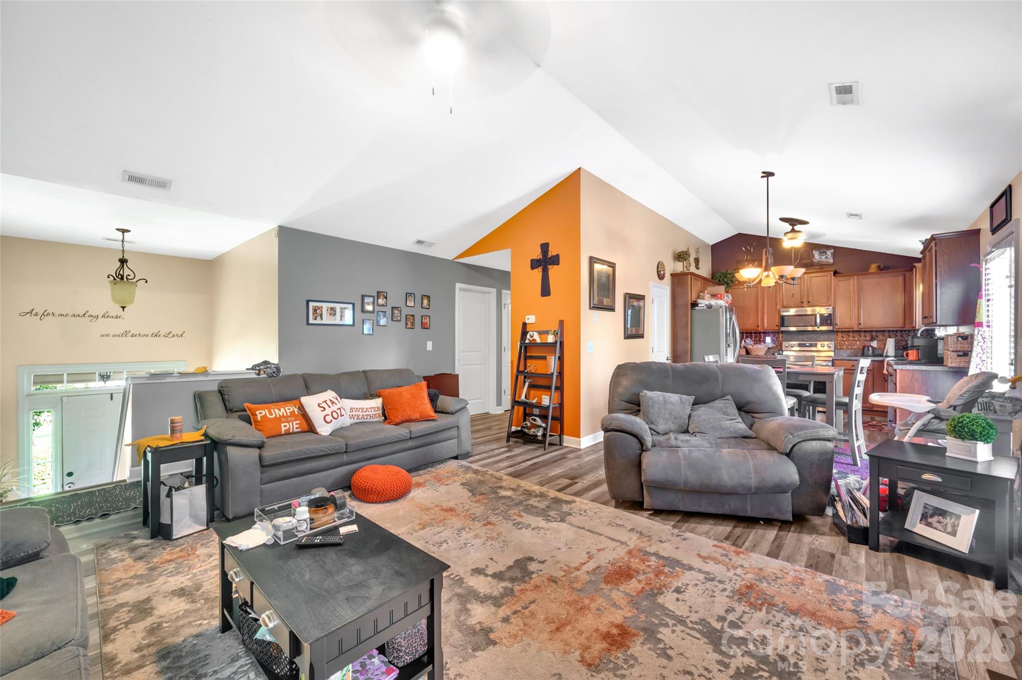 392 Lone Tree Lane