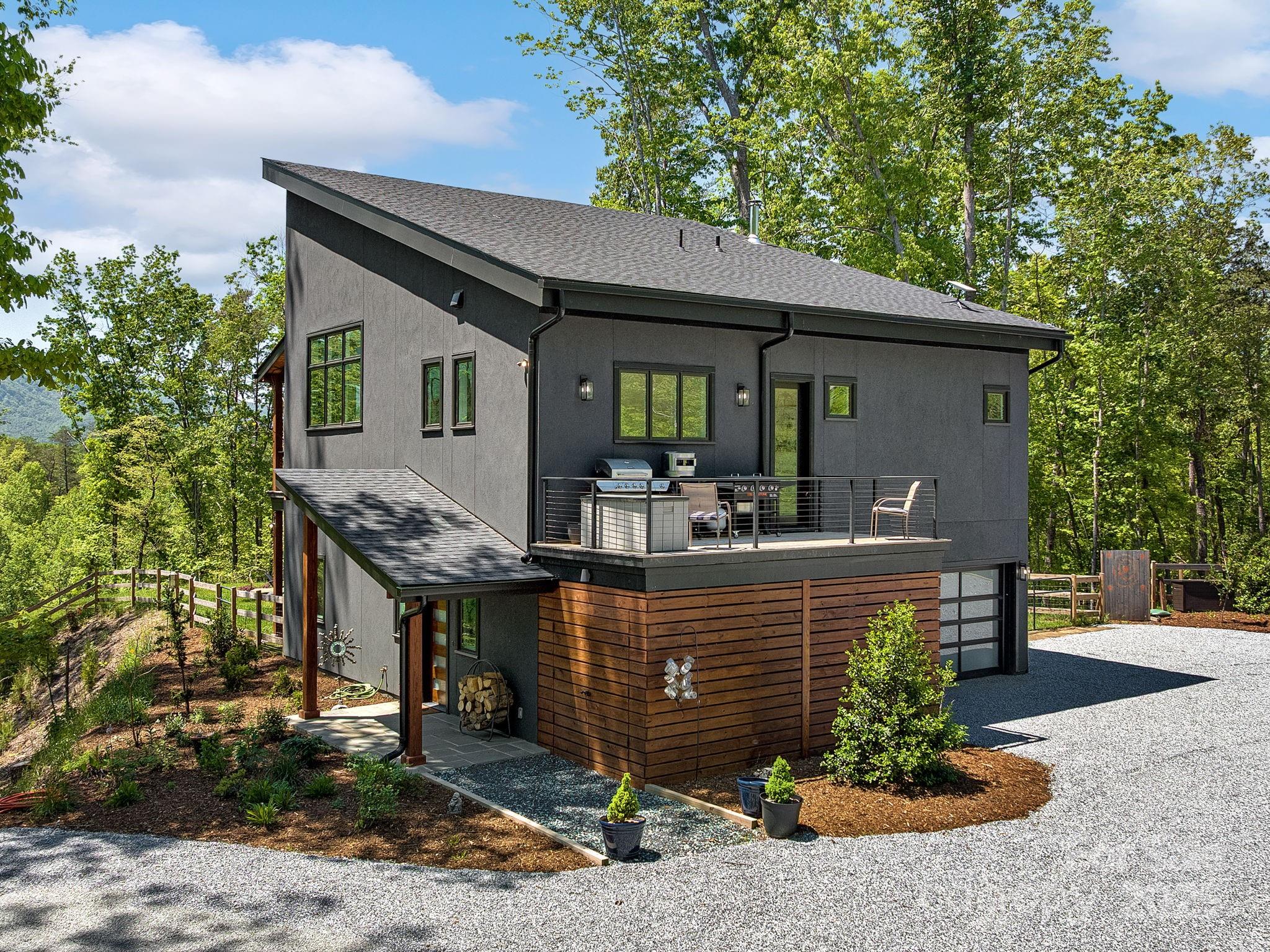 262 South Cove Road