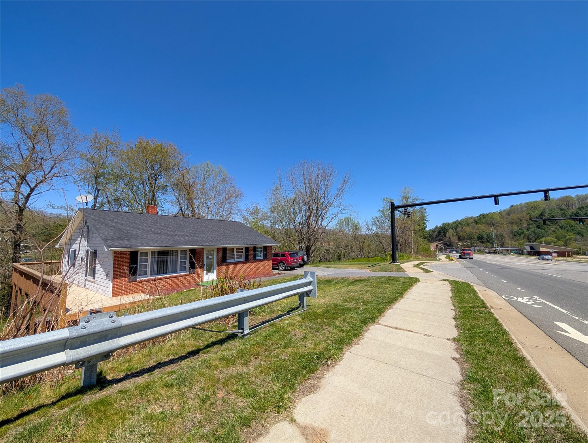 411 E US Highway 19E ByPass