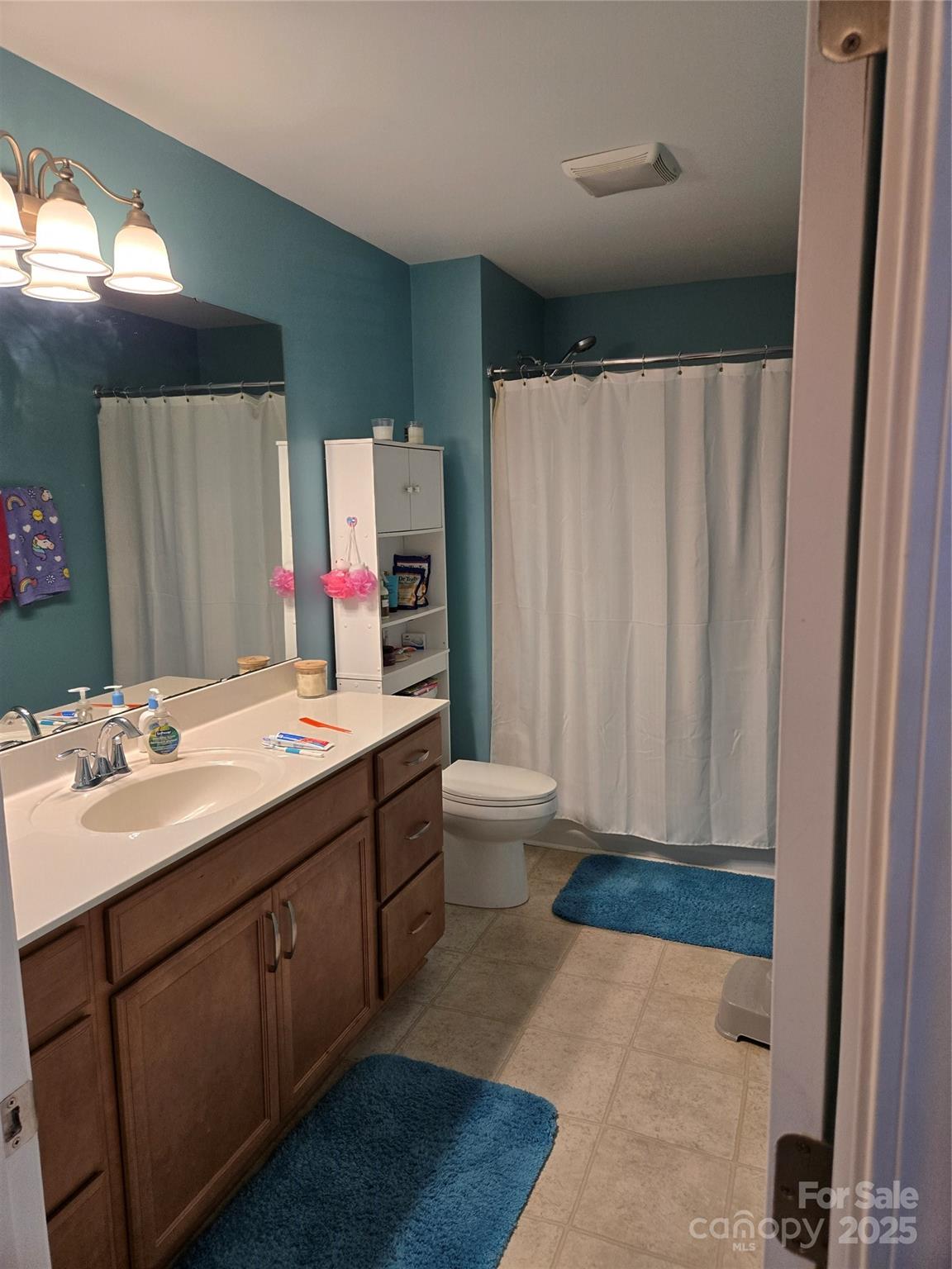 250 Lariat Circle