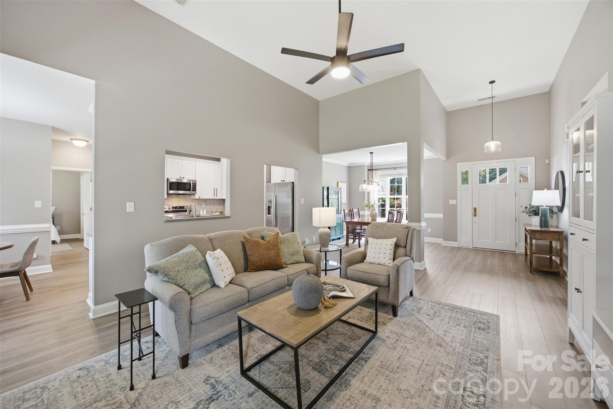 15121 Castlebridge Lane