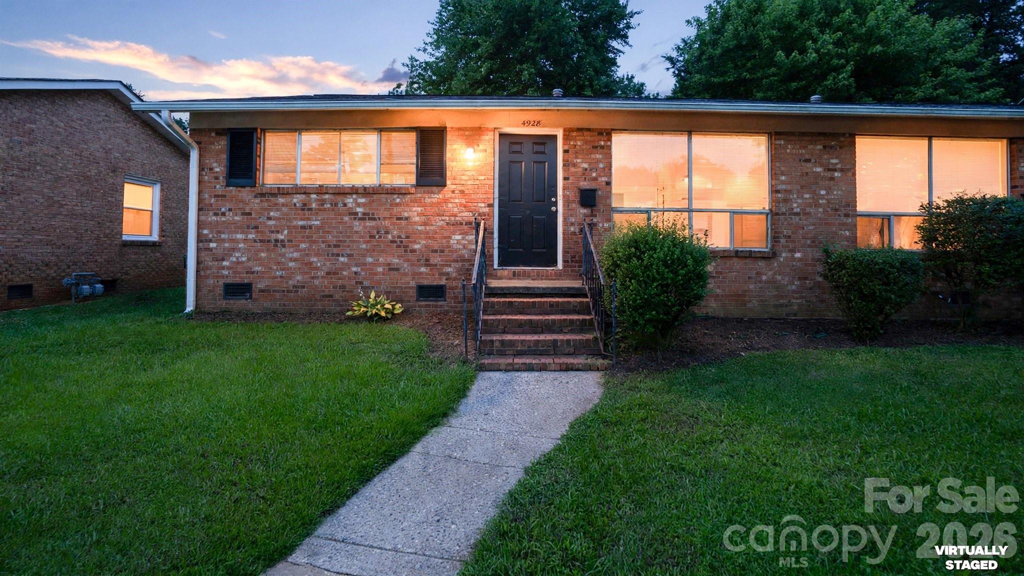 4926 Malibu Drive