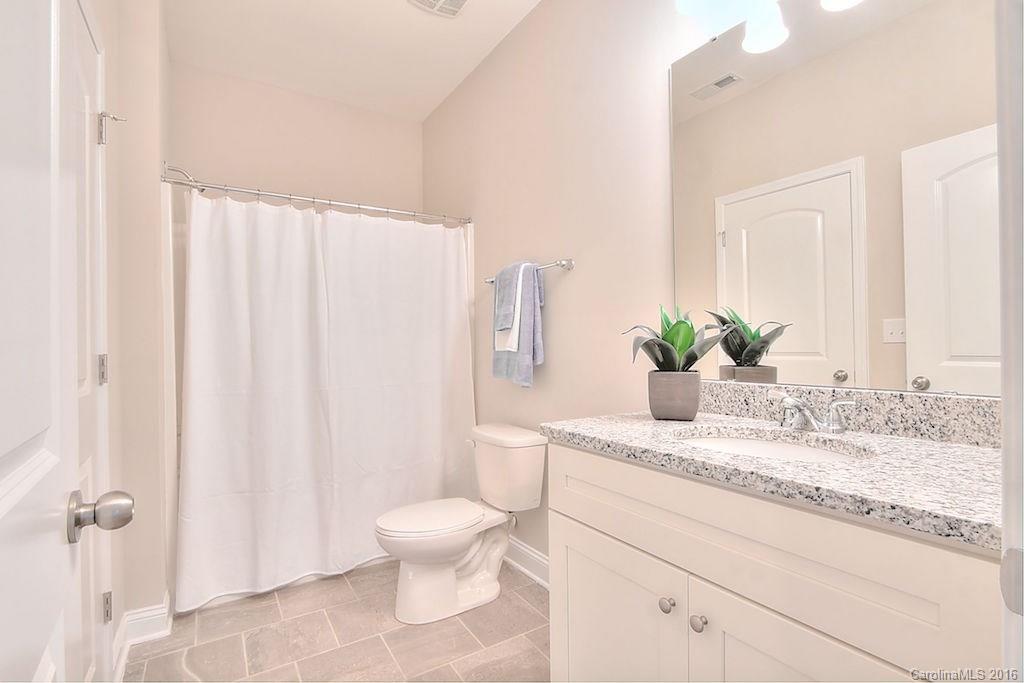 The Oaks at McIlwaine - Residential