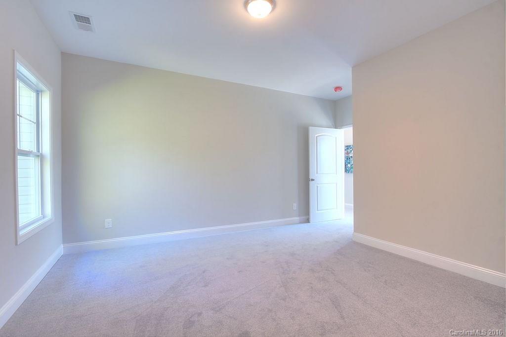 The Oaks at McIlwaine - Residential