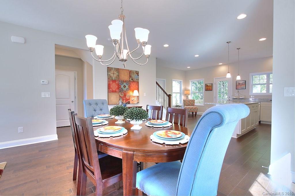 The Oaks at McIlwaine - Residential