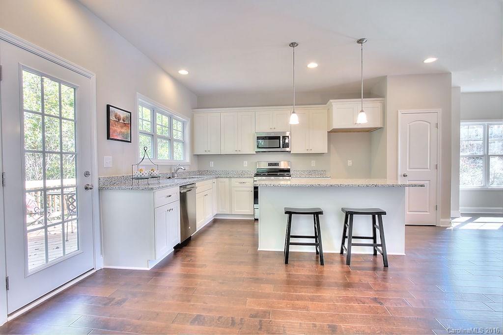 The Oaks at McIlwaine - Residential