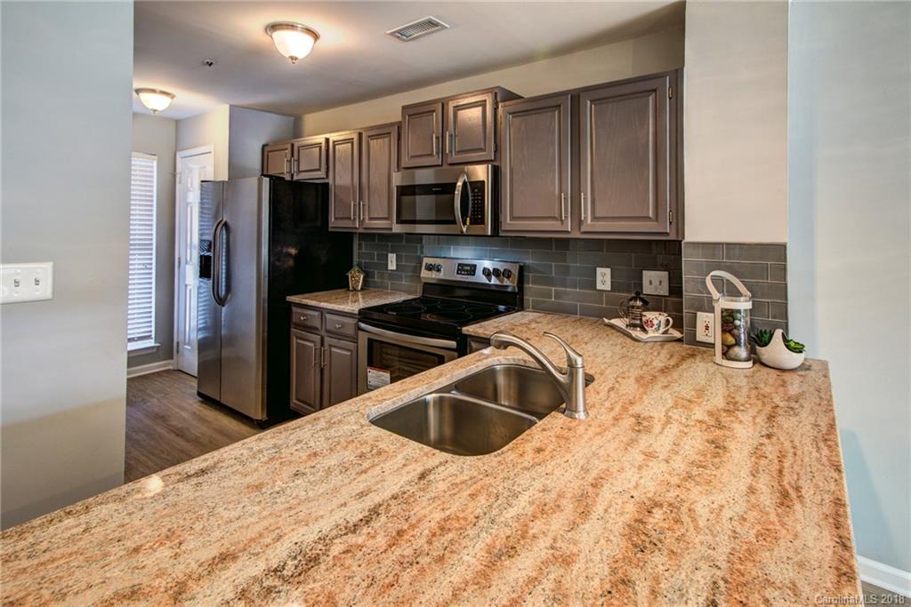 Vineyard Point - Residential