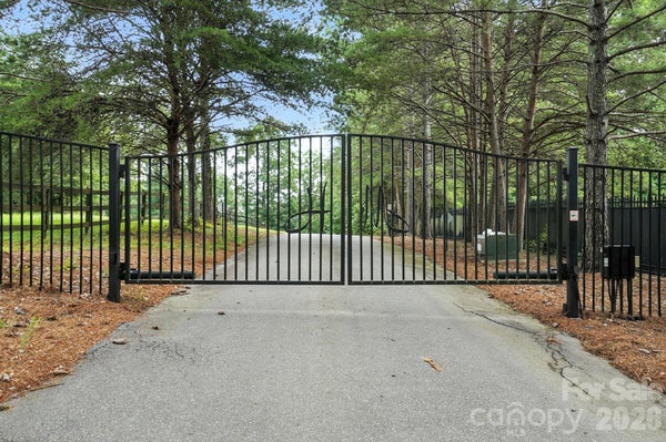 6 HAGER MOUNTAIN LANE, IRON STATION, NC 28080 - Image e87a4672e99fe1b40ef6ee9fef1ba52e/143230899