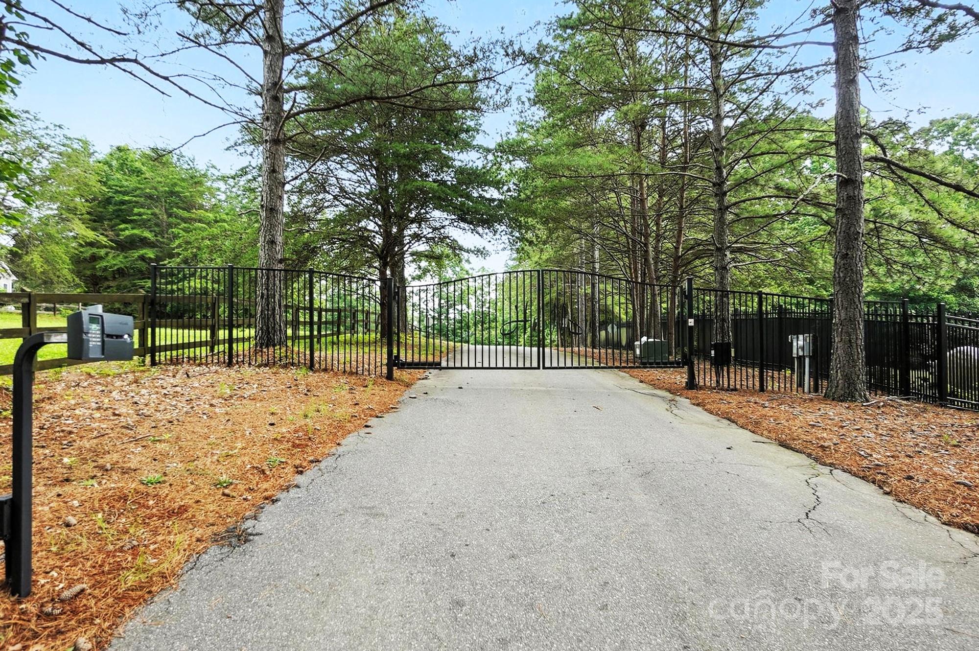 6 Hager Mountain Lane