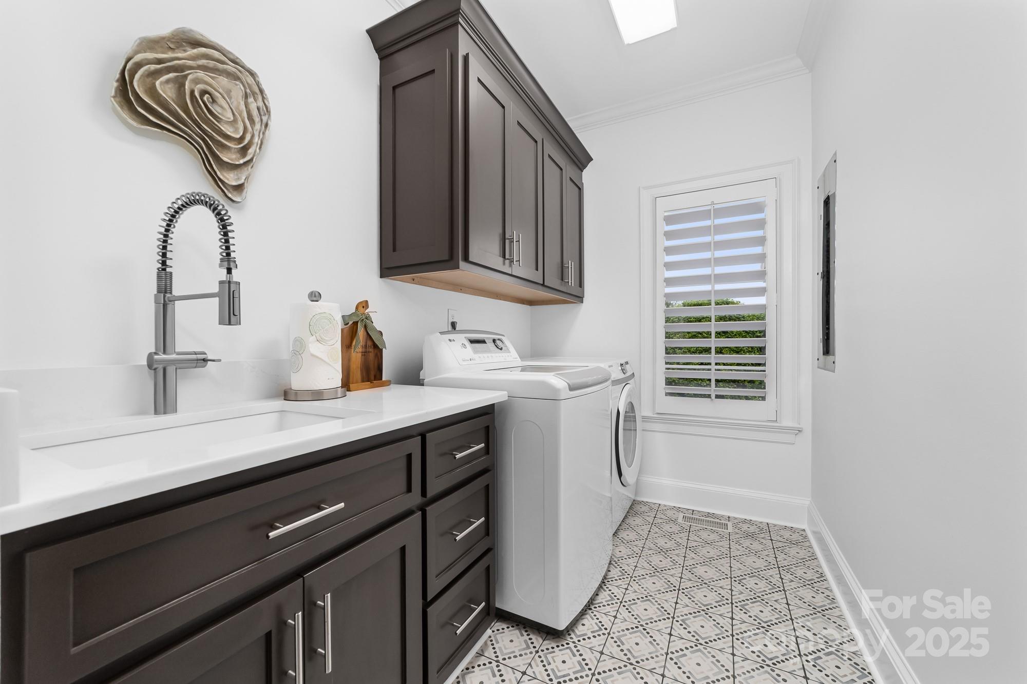 The Peninsula - Residential