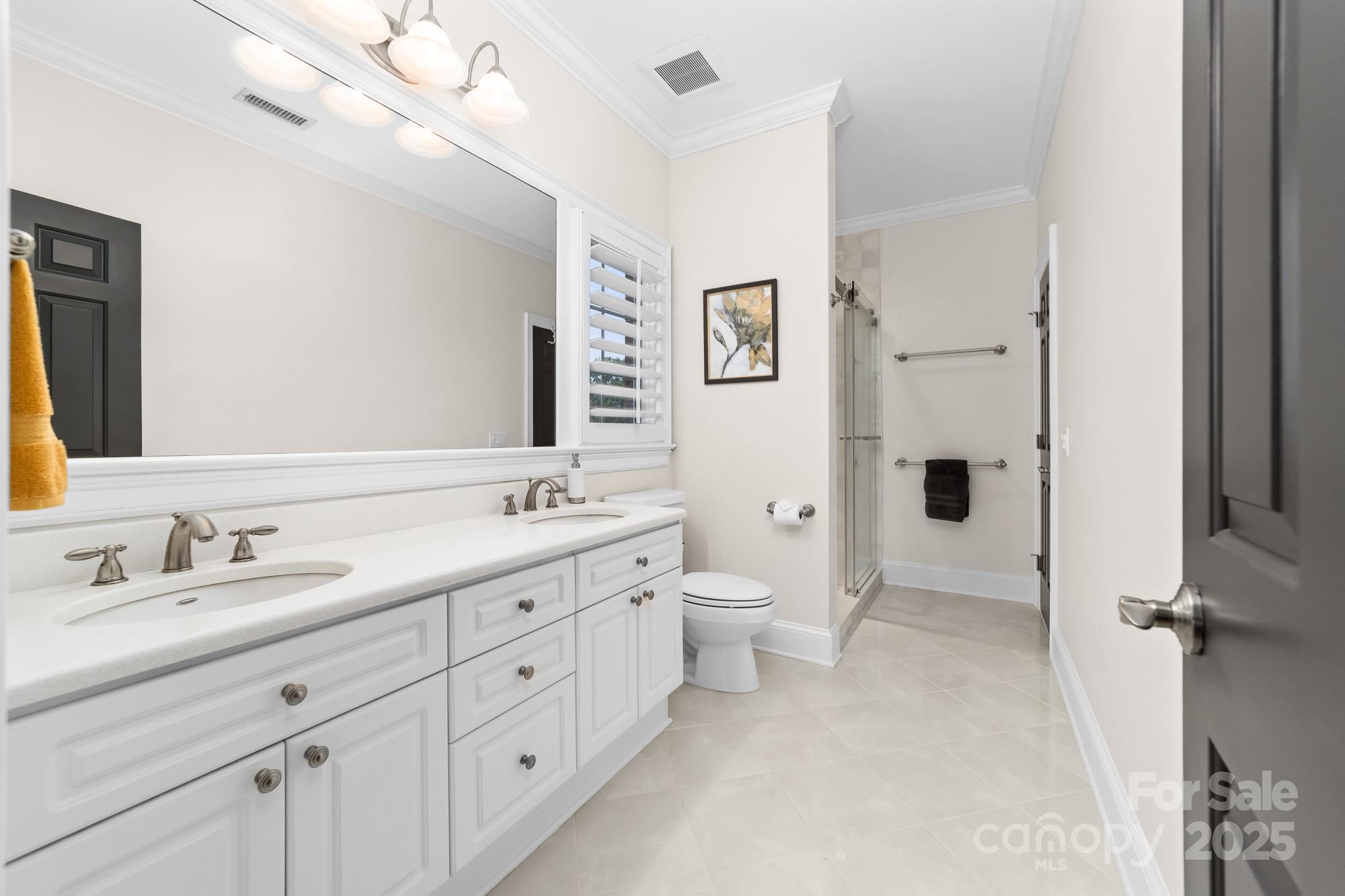 The Peninsula - Residential