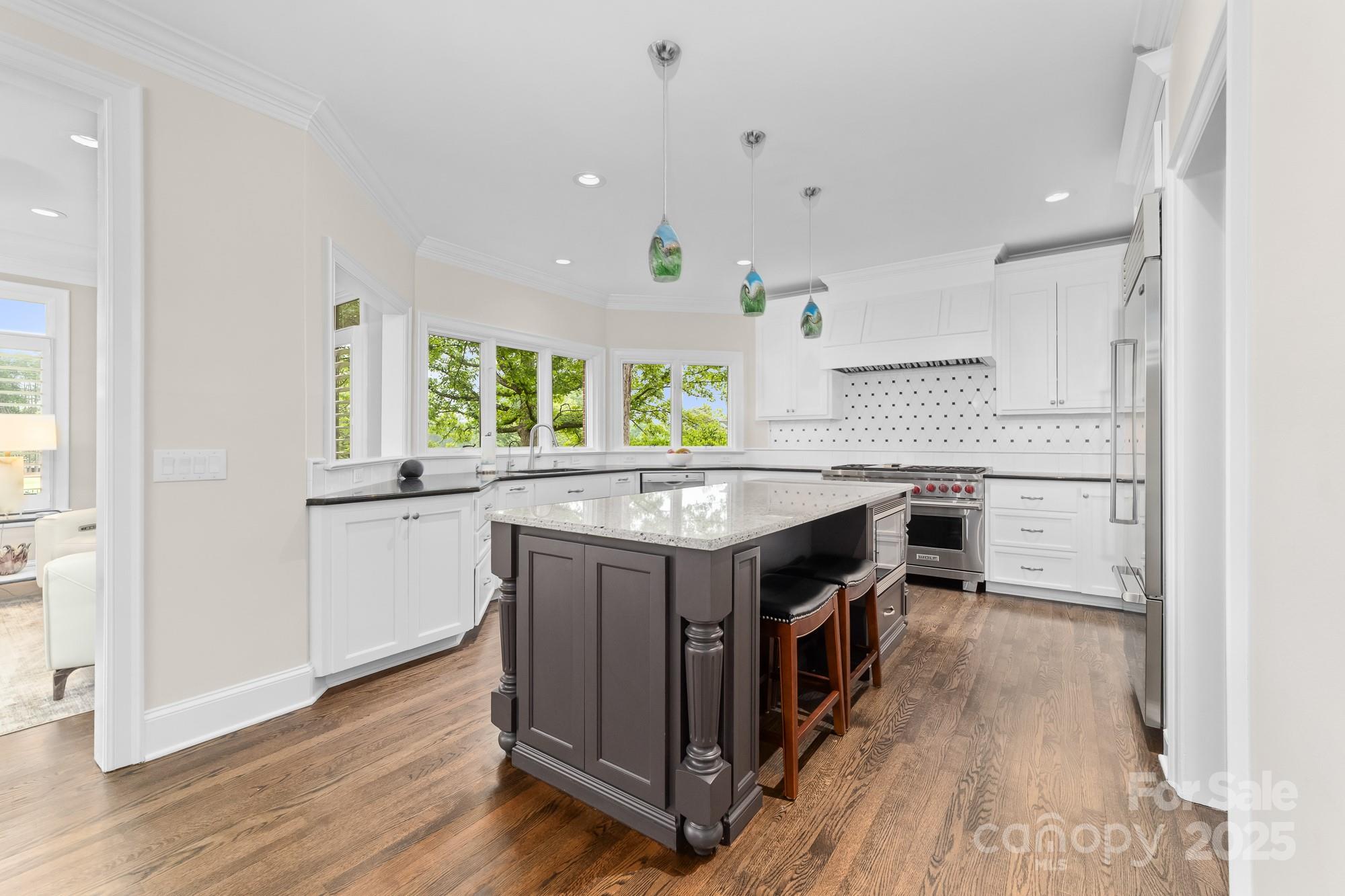 The Peninsula - Residential