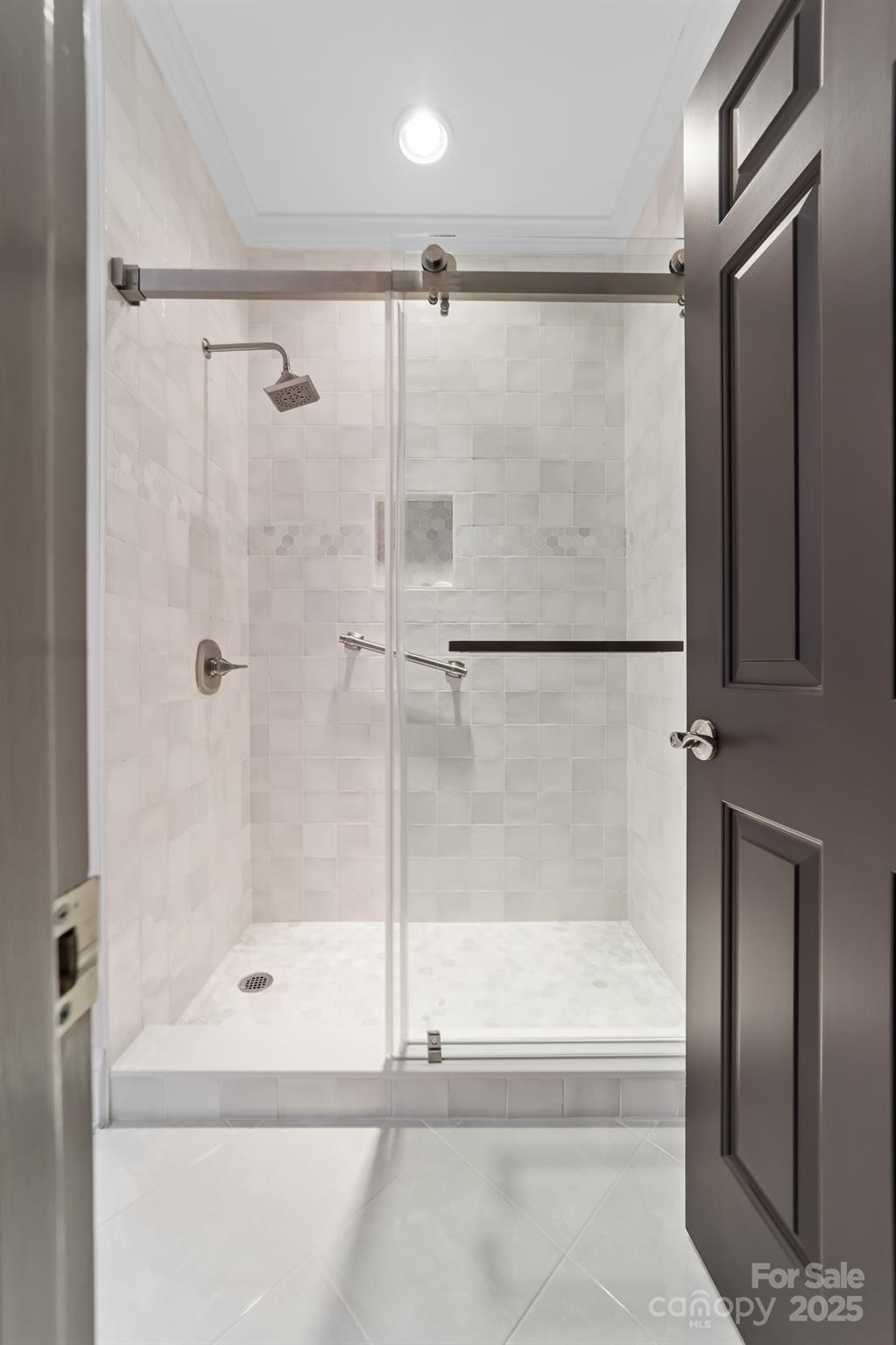 The Peninsula - Residential