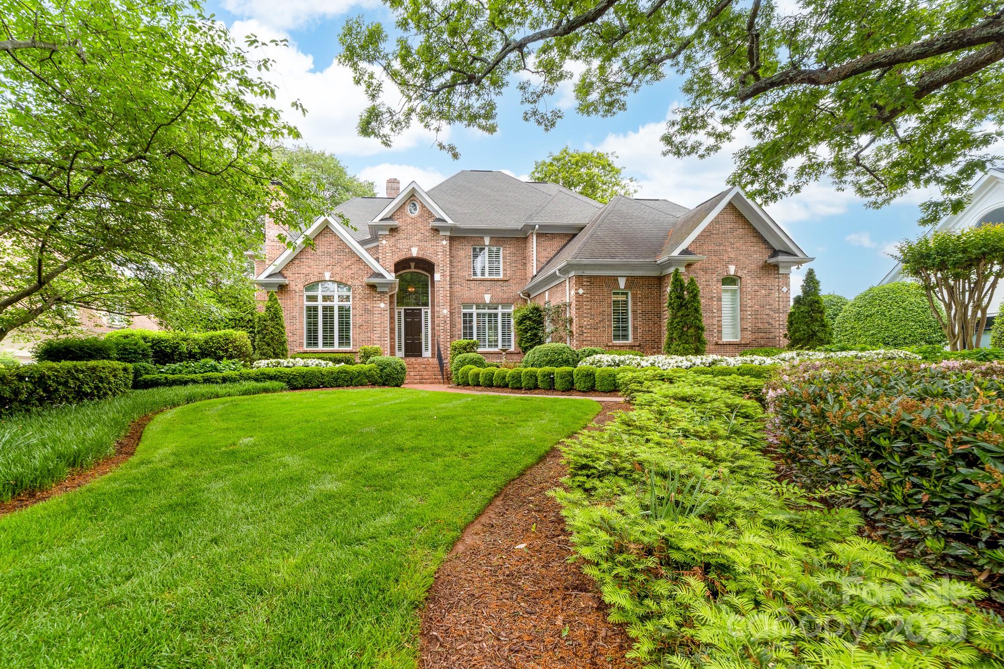 The Peninsula - Residential