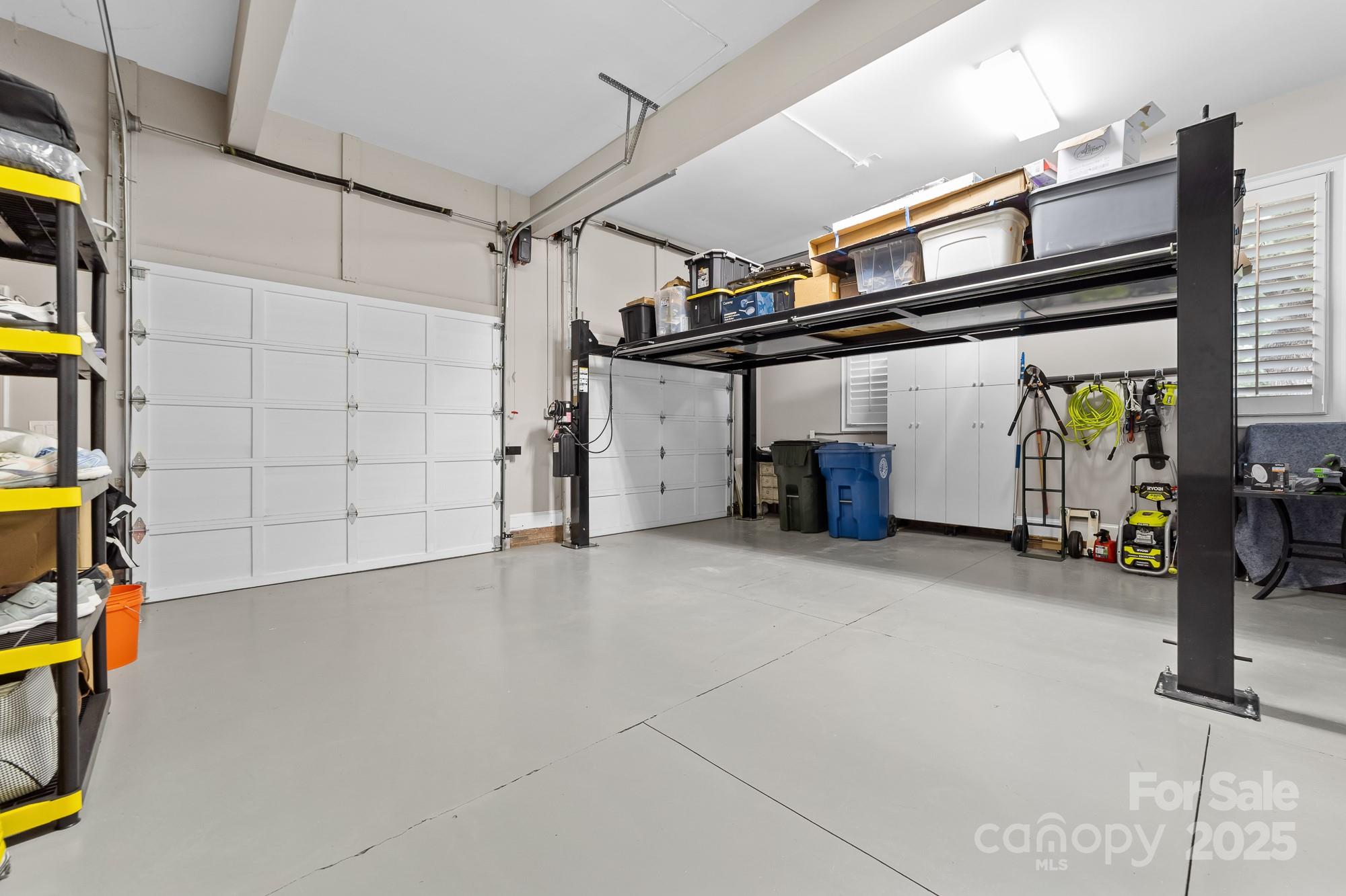 The Peninsula - Residential