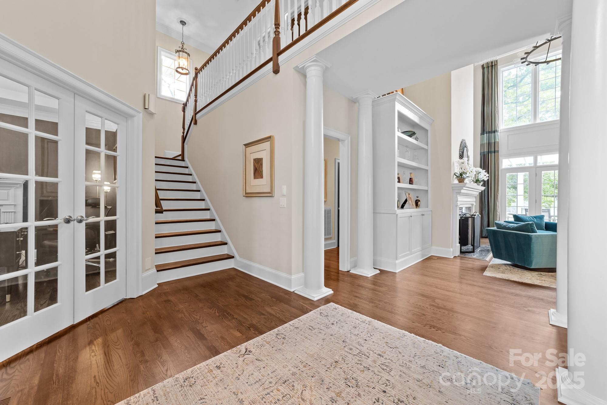 The Peninsula - Residential