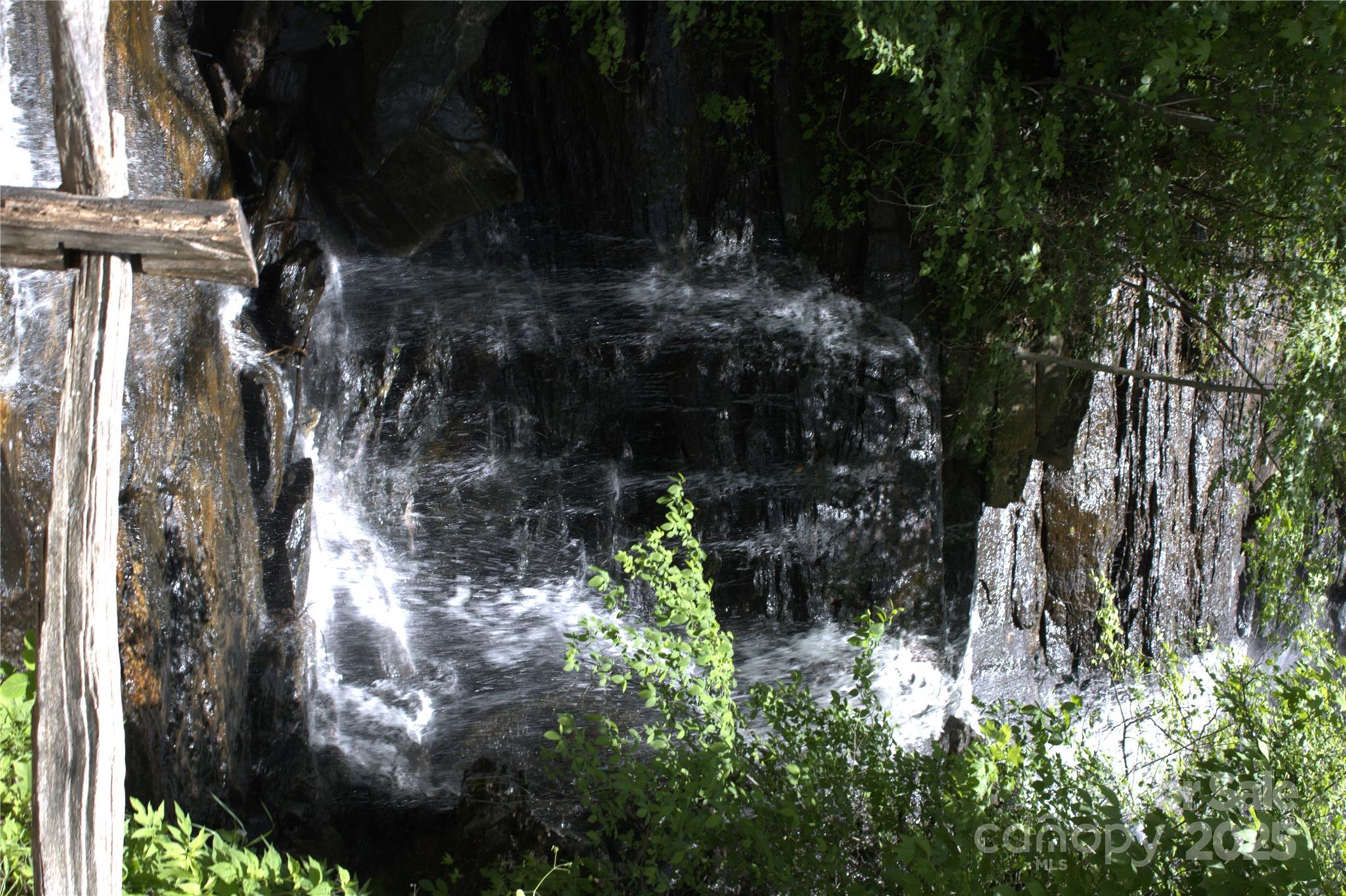 White Oak Mountain - Land