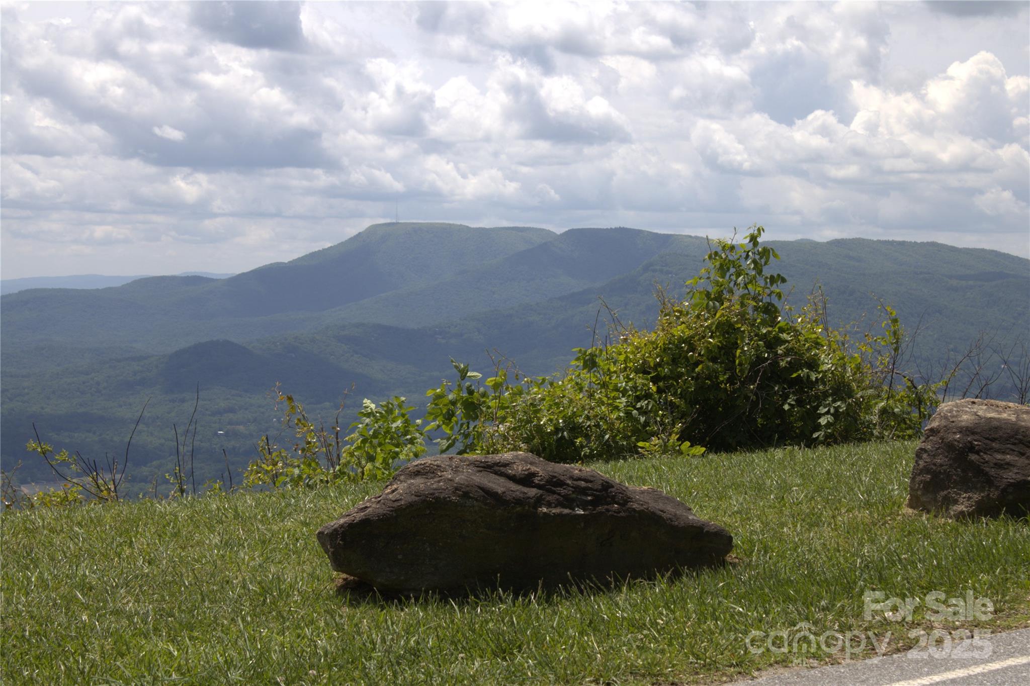 White Oak Mountain - Land