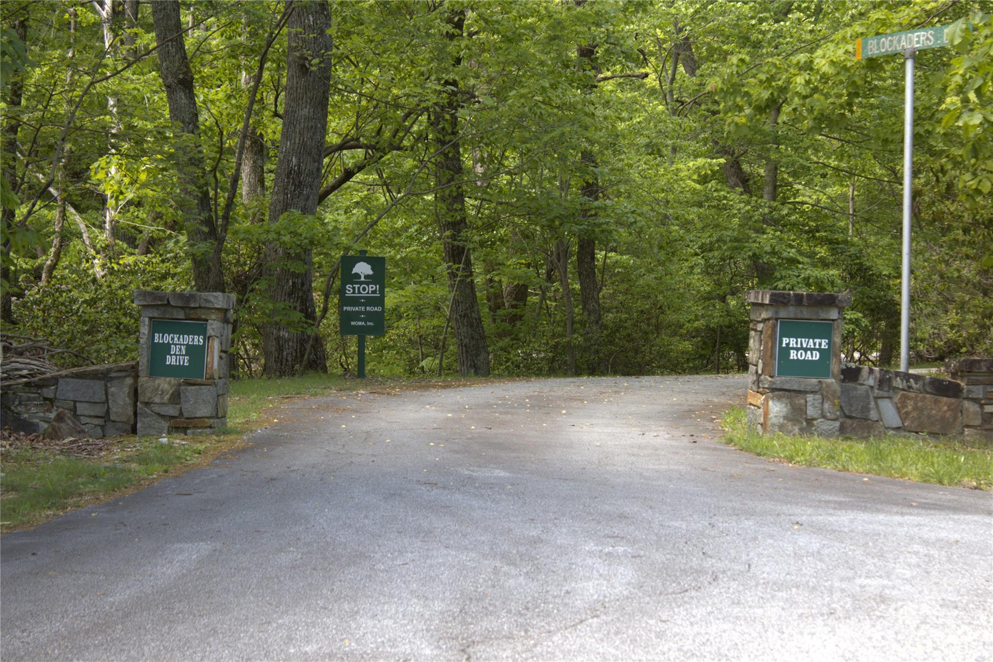 White Oak Mountain - Land