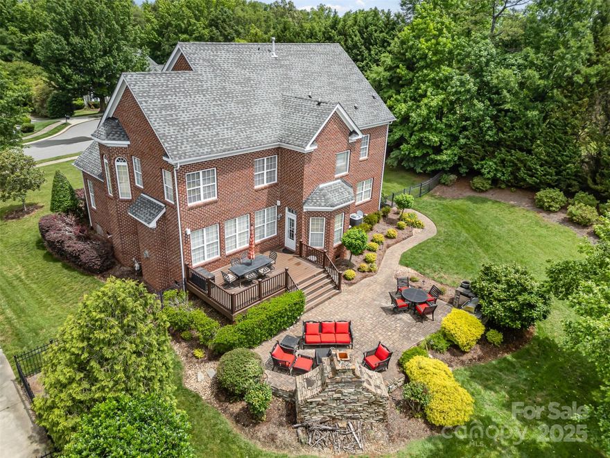 Exquisite All-Brick Two-Story Home in a Peaceful Cul-De-Sac! Get ready to experience the charm of this immaculate all-brick two-story home. This residence radiates a cozy, welcoming ambiance that truly feels like home. You'll be captivated by the open living room that flows effortlessly into the kitchen, creating an ideal setting for family gatherings and entertaining guests. A convenient door leads you to the backyard, where a lovely outdoor entertainment area awaits, perfect for summer barbecues and relaxing evenings under the stars. Head upstairs to find the generous primary bedroom, complete with a beautifully remodeled bathroom that serves as a luxurious retreat. Additionally, the upper level features a versatile bonus room, perfect for an office, playroom, or guest space, allowing you to customize it to fit your lifestyle.This home is more than just a property; it’s a haven waiting for its new owners. Don’t miss out on the opportunity to make this dream home yours!