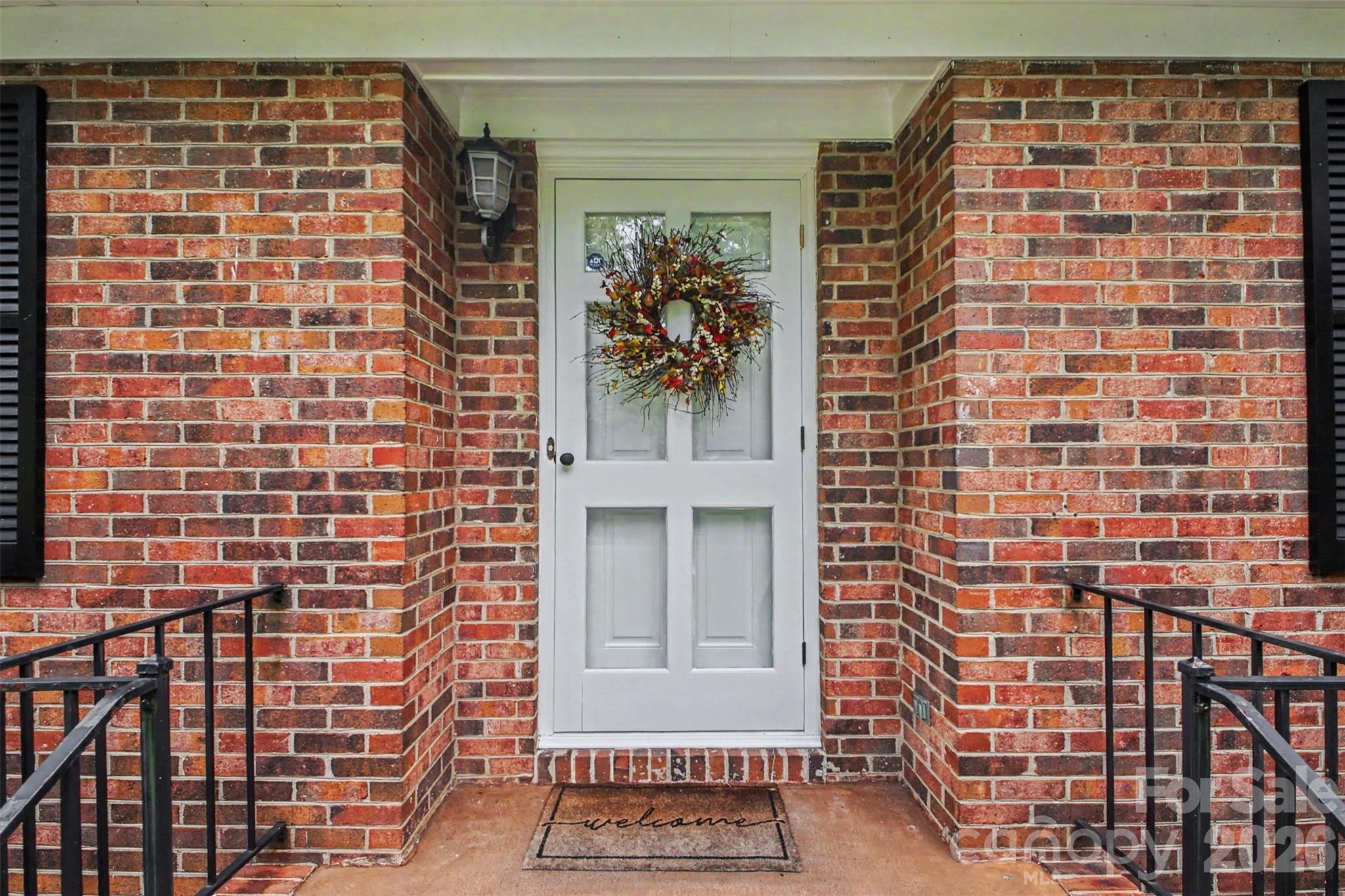 1204 Dumbarton Road 3