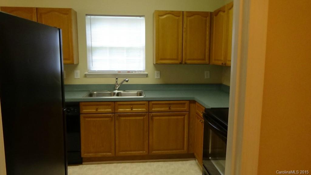 Laurel Woods - Residential Lease