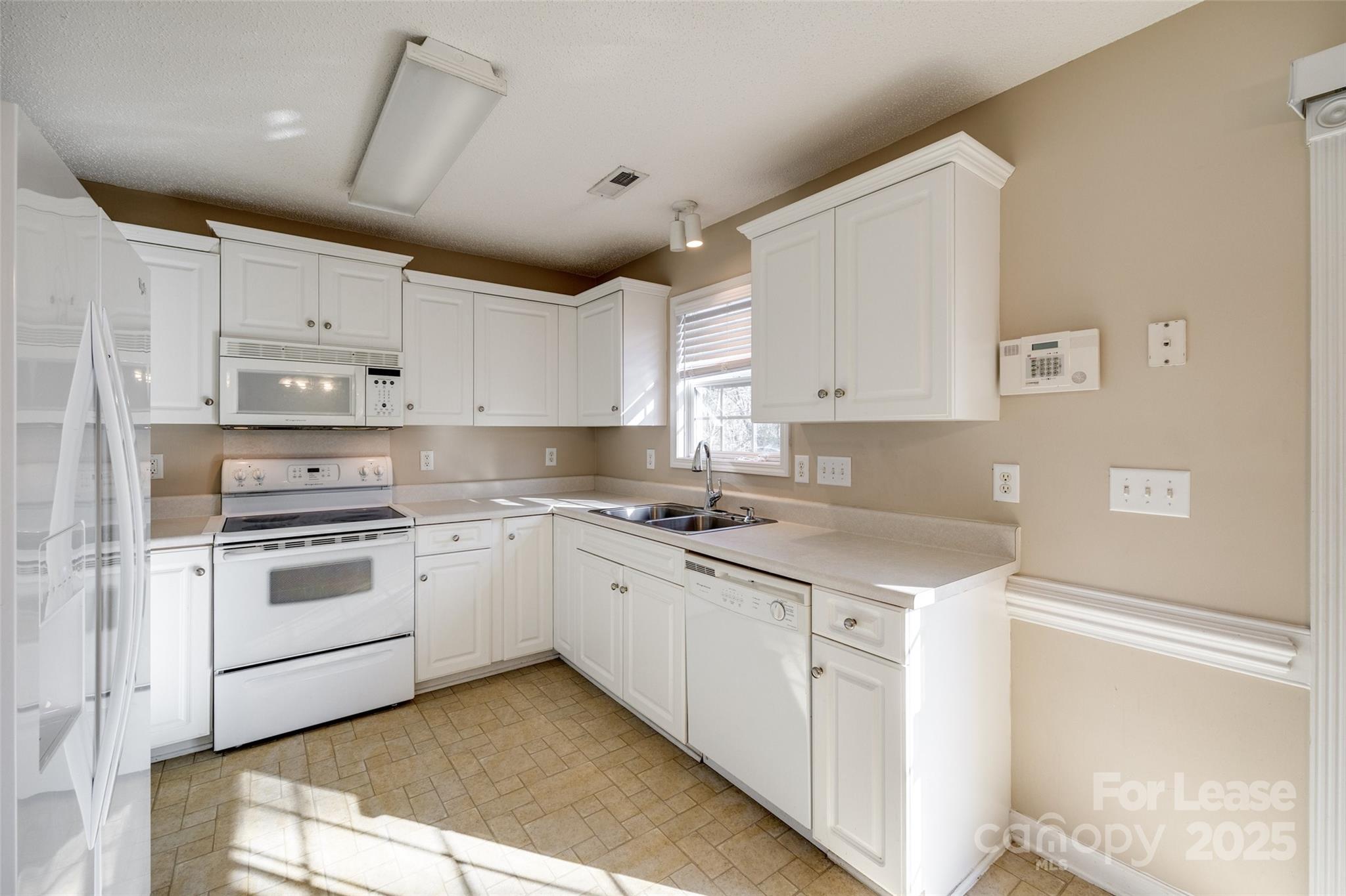 Steele Meadows - Residential Lease