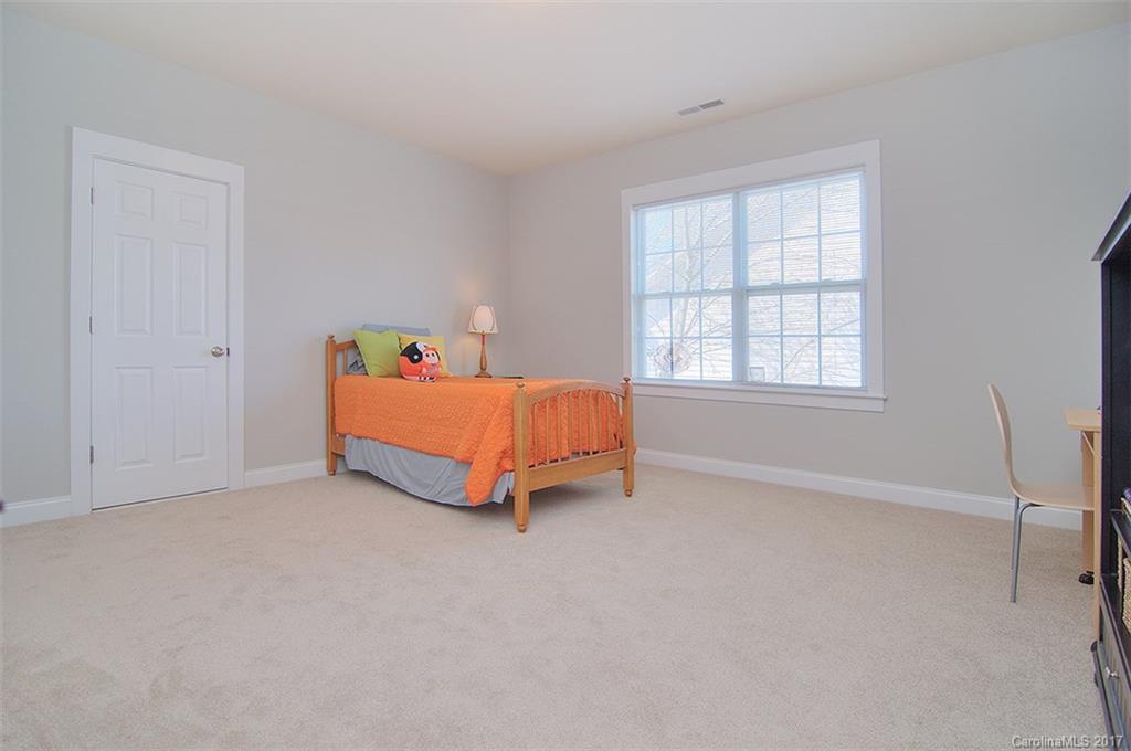 Lake Shore - Residential