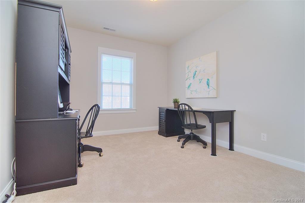 Lake Shore - Residential