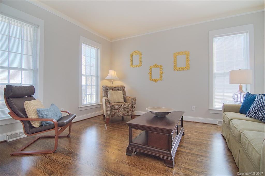 Lake Shore - Residential