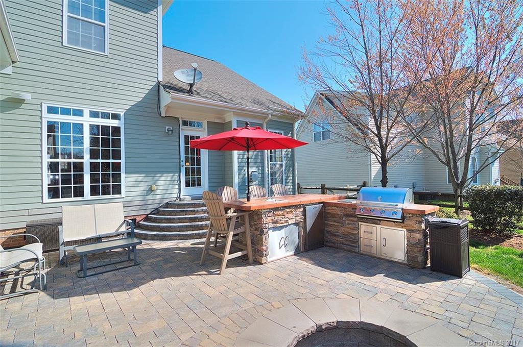 Lake Shore - Residential