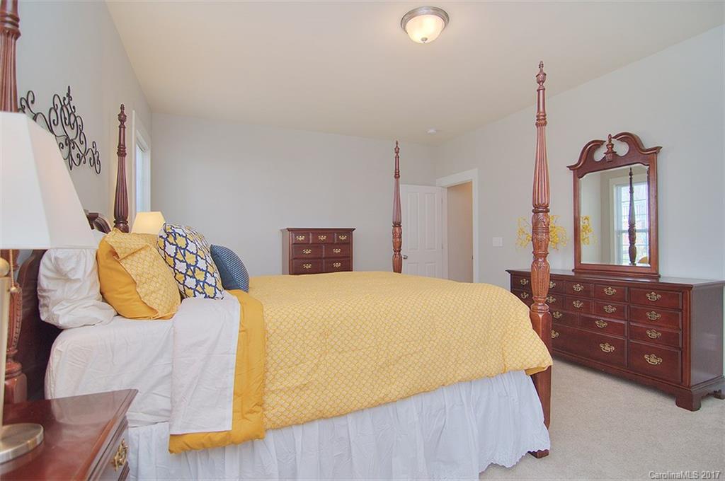 Lake Shore - Residential