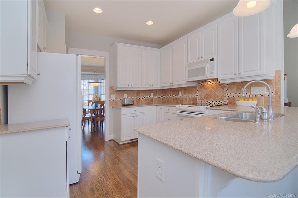 Lake Shore - Residential